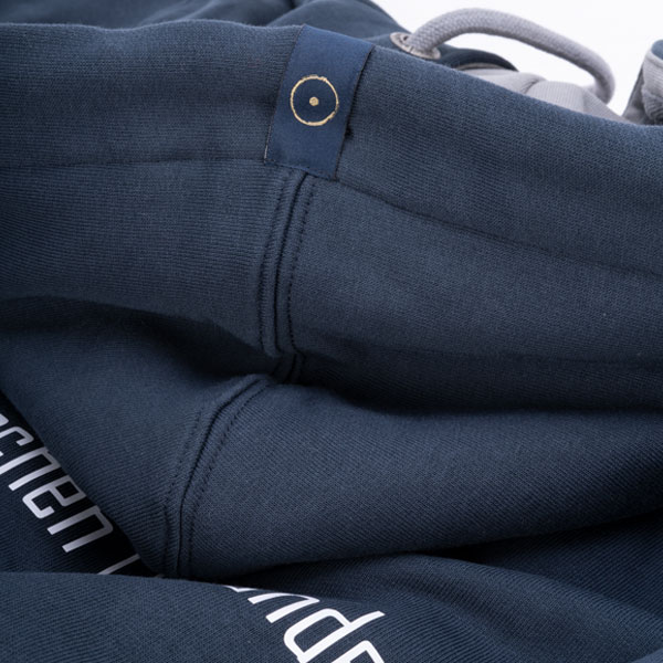 Sweatjacke im Zeichen der Wahrheit - Blau